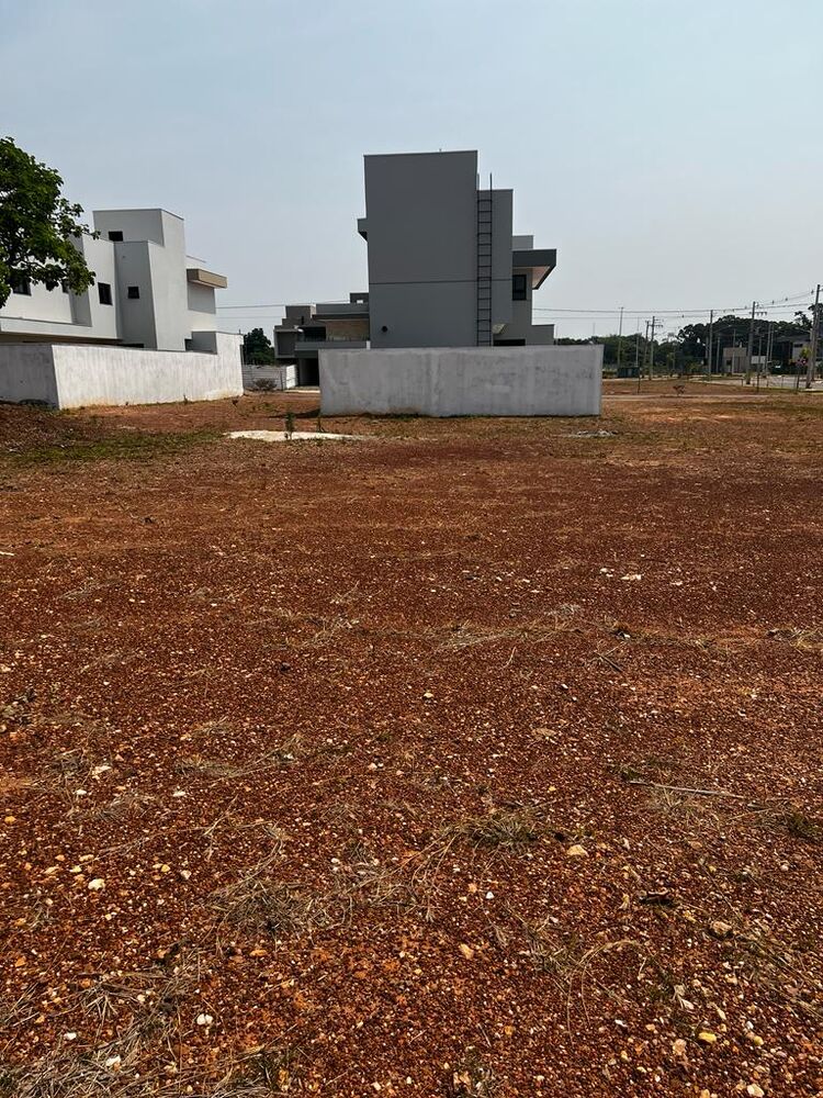 Terreno à venda, 300m² - Foto 1