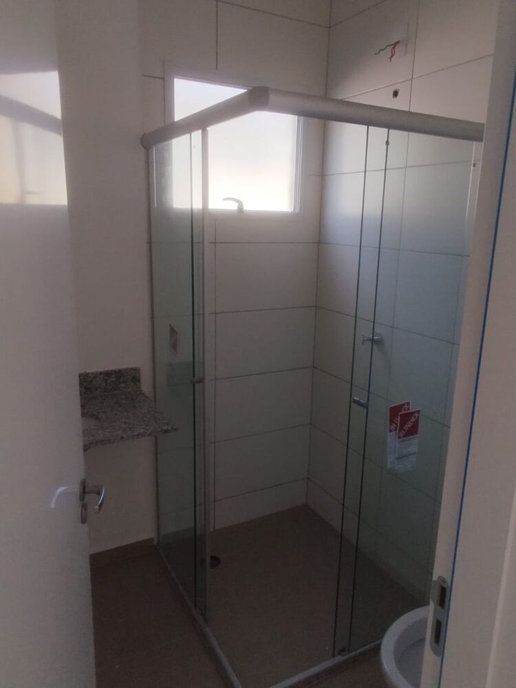 Casa de Condomínio para alugar com 2 quartos, 65m² - Foto 2
