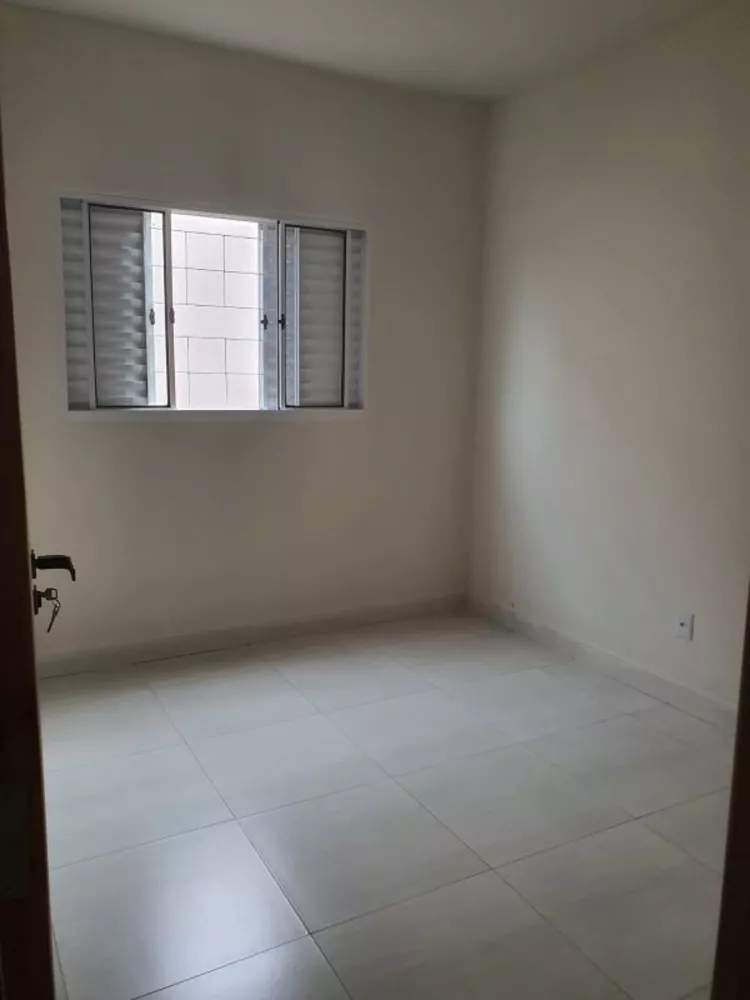 Casa à venda com 2 quartos, 69m² - Foto 6