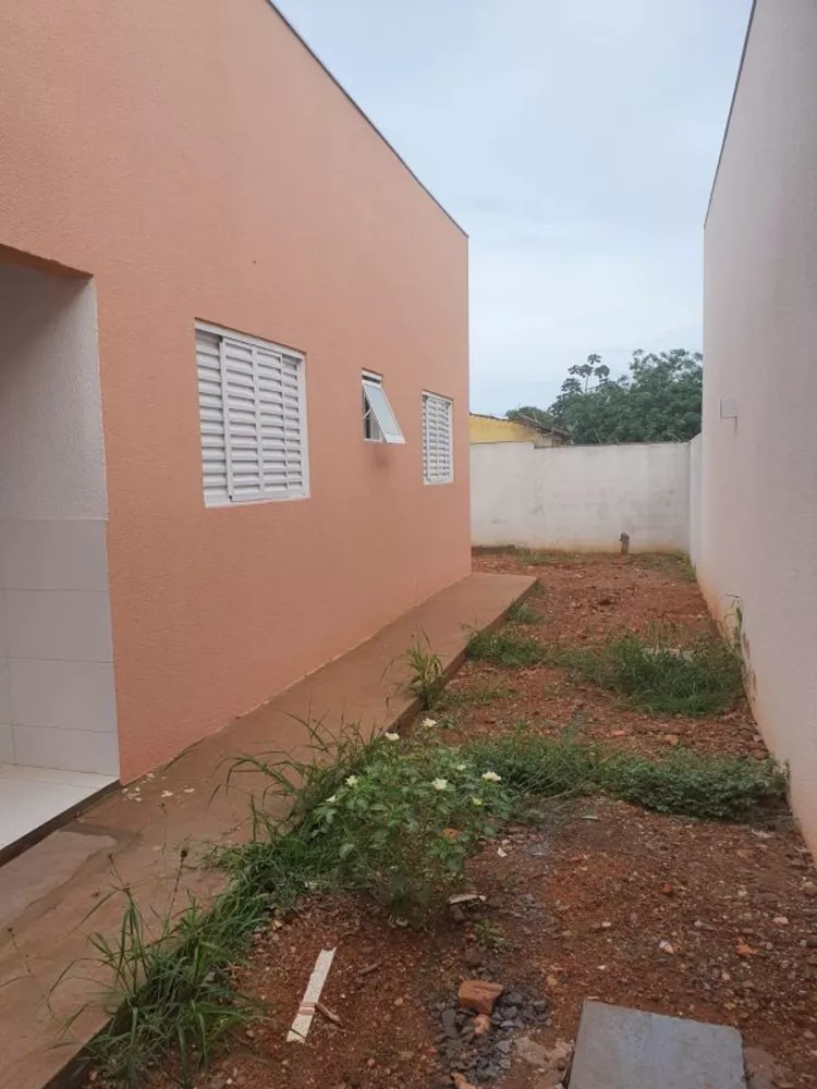 Casa à venda com 2 quartos, 69m² - Foto 5