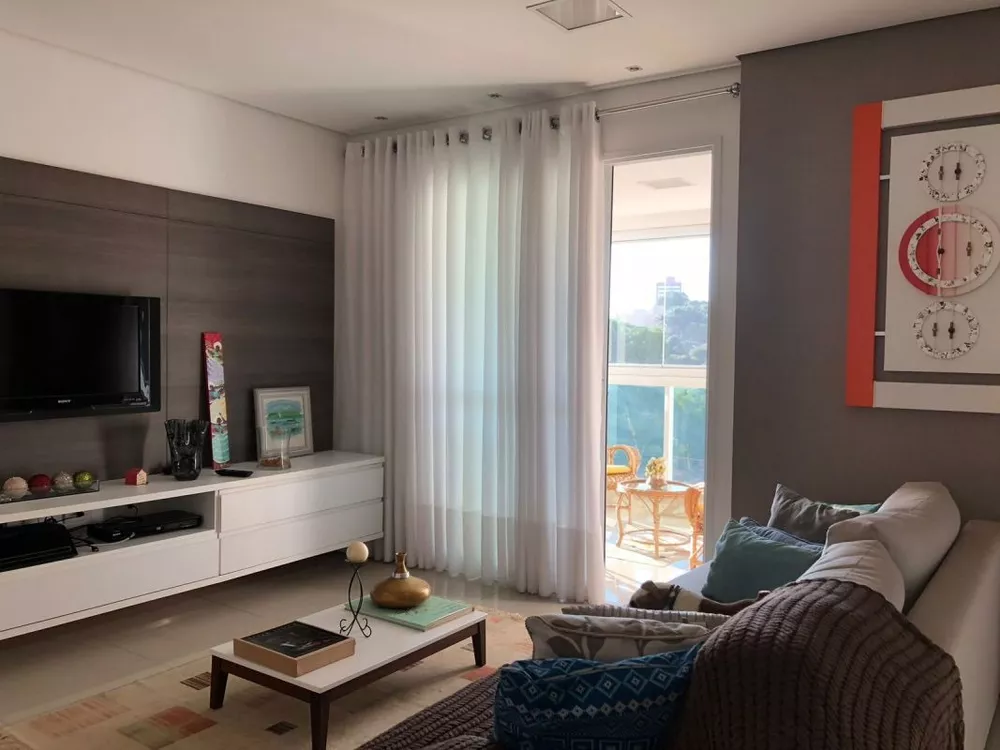 Apartamento à venda com 3 quartos, 190m² - Foto 4