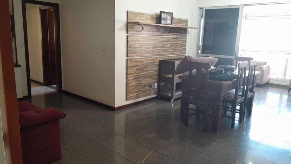Apartamento à venda com 3 quartos, 110m² - Foto 2