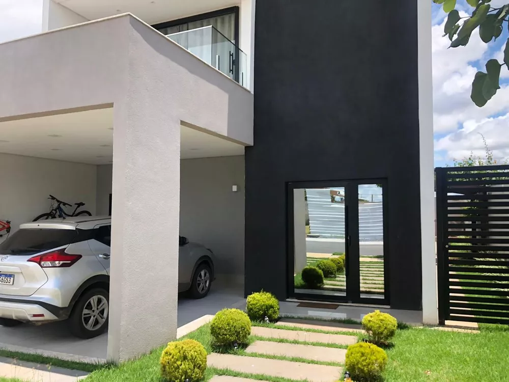 Casa de Condomínio à venda com 3 quartos, 225m² - Foto 2