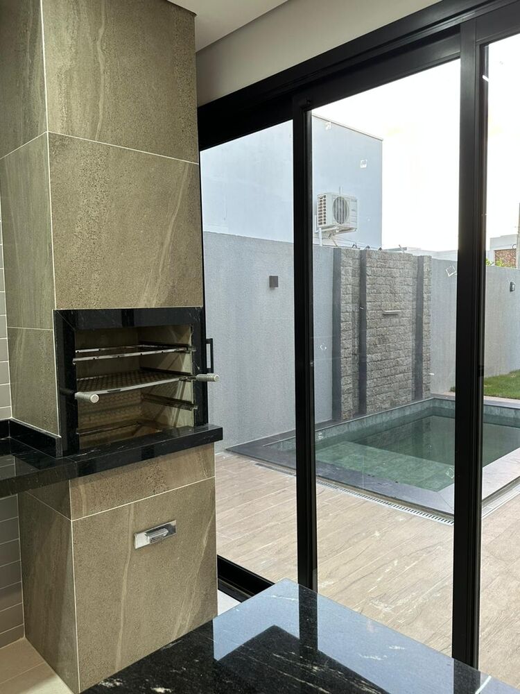 Casa de Condomínio à venda com 3 quartos, 148m² - Foto 4