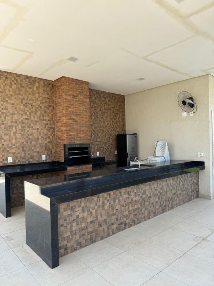 Apartamento à venda com 2 quartos, 40m² - Foto 2