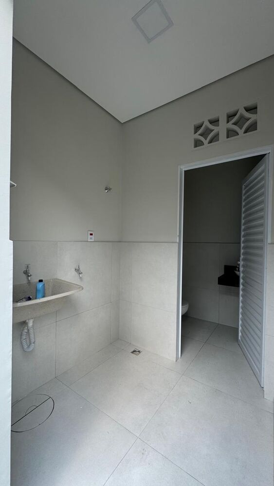 Casa à venda com 3 quartos, 117m² - Foto 4
