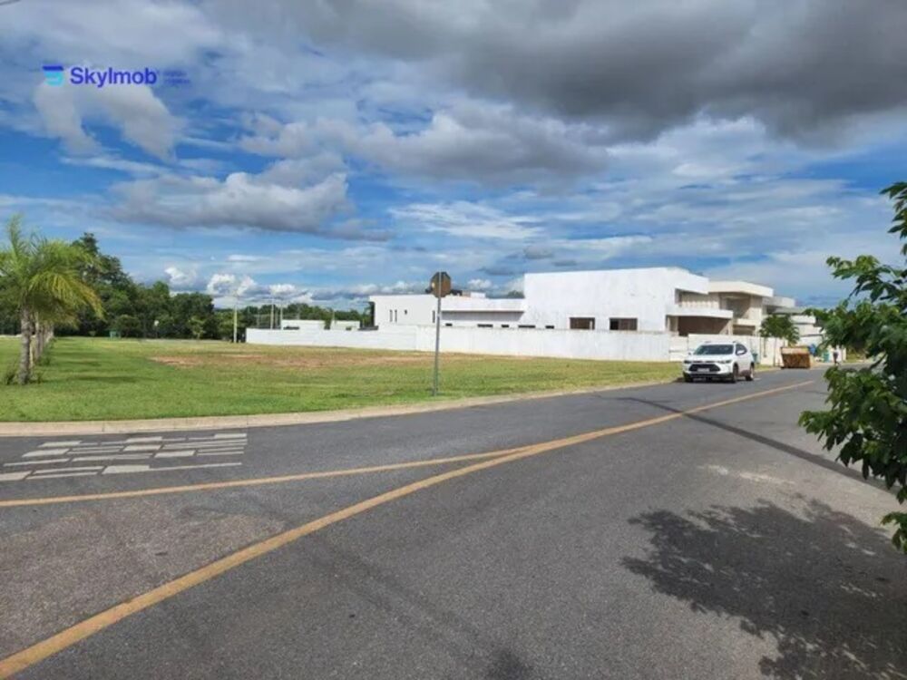 Terreno à venda, 652m² - Foto 1