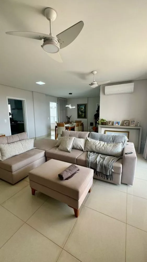 Apartamento à venda com 3 quartos, 147m² - Foto 3