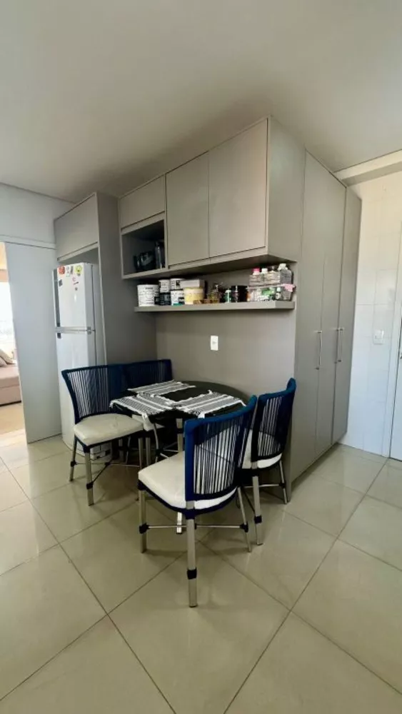 Apartamento à venda com 3 quartos, 147m² - Foto 10