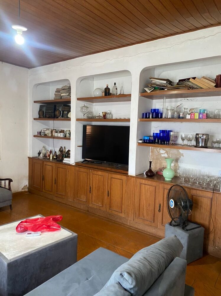 Casa à venda com 6 quartos, 517m² - Foto 1