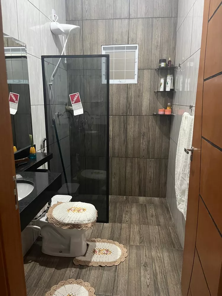 Casa à venda com 2 quartos, 60m² - Foto 3