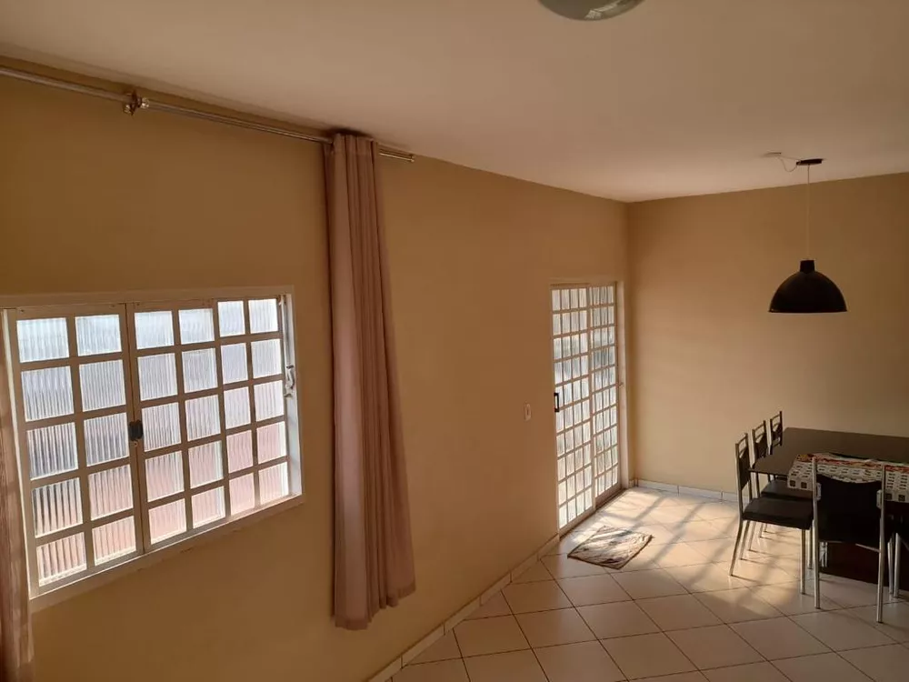 Casa à venda com 3 quartos, 91m² - Foto 5