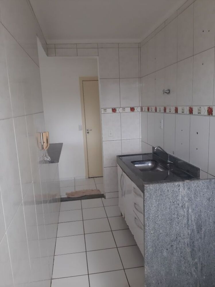 Apartamento à venda com 2 quartos, 49m² - Foto 2
