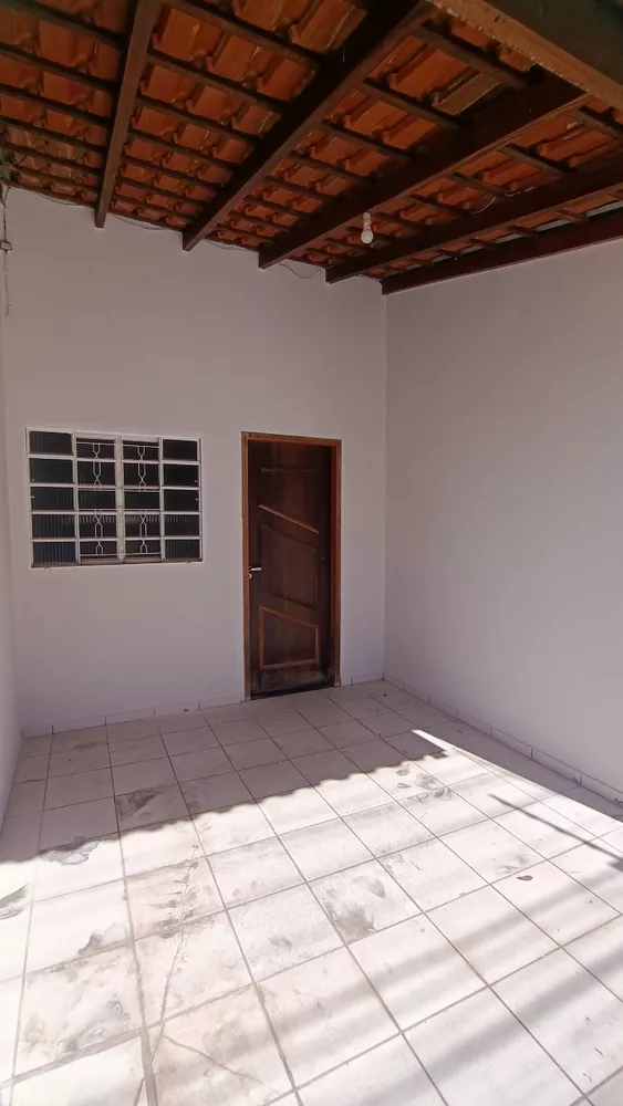 Casa à venda com 2 quartos, 87m² - Foto 1