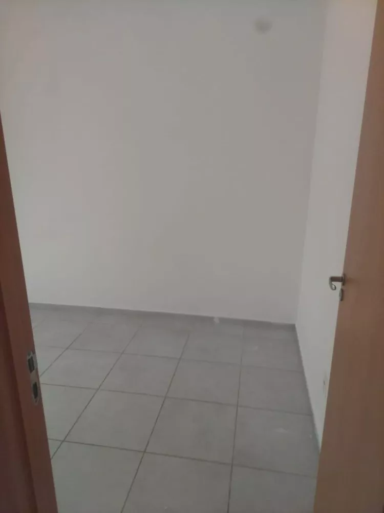 Apartamento para alugar com 2 quartos, 39m² - Foto 6