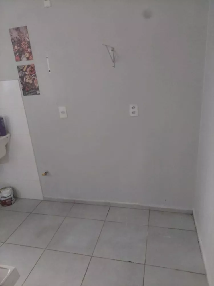 Apartamento para alugar com 2 quartos, 39m² - Foto 4