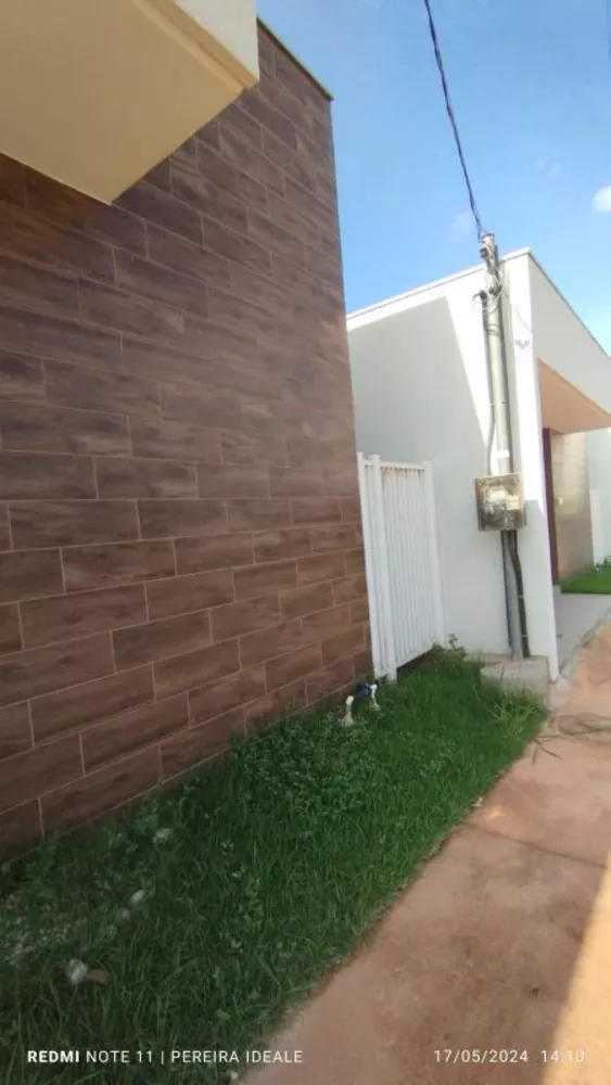 Casa de Condomínio à venda com 3 quartos, 100m² - Foto 2