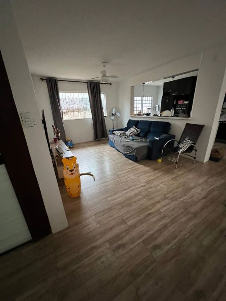 Casa à venda com 3 quartos, 180m² - Foto 4