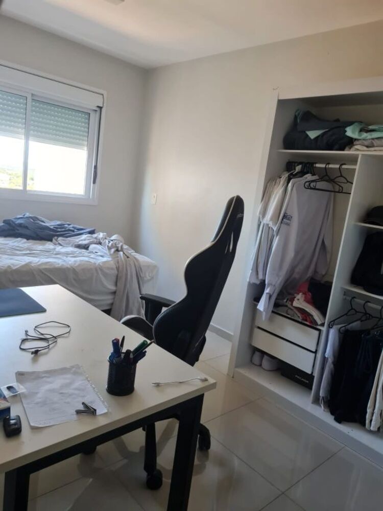 Apartamento à venda com 2 quartos, 75m² - Foto 4