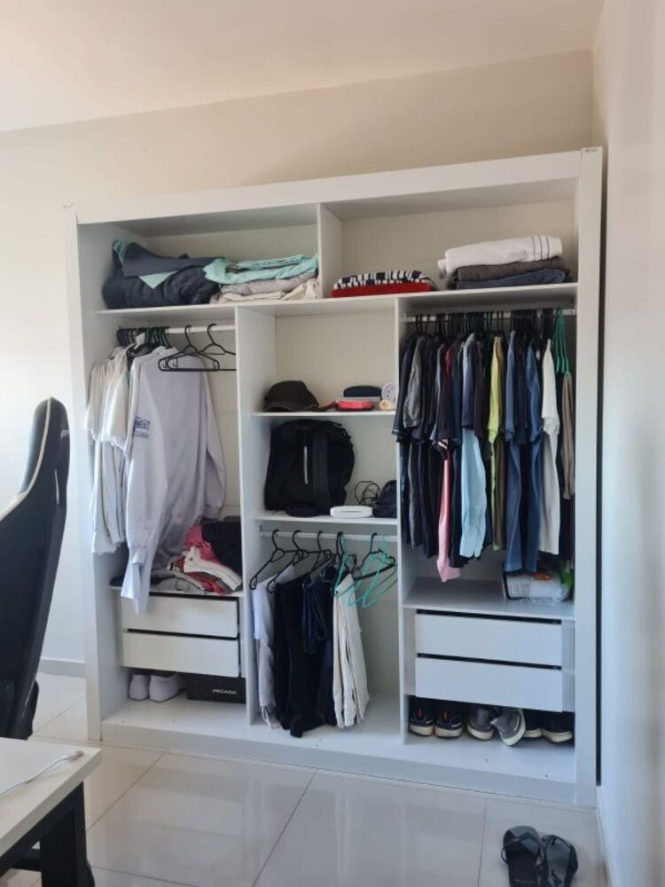 Apartamento à venda com 2 quartos, 75m² - Foto 2