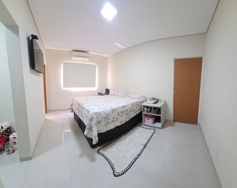 Casa, 5 quartos, 220 m² - Foto 3