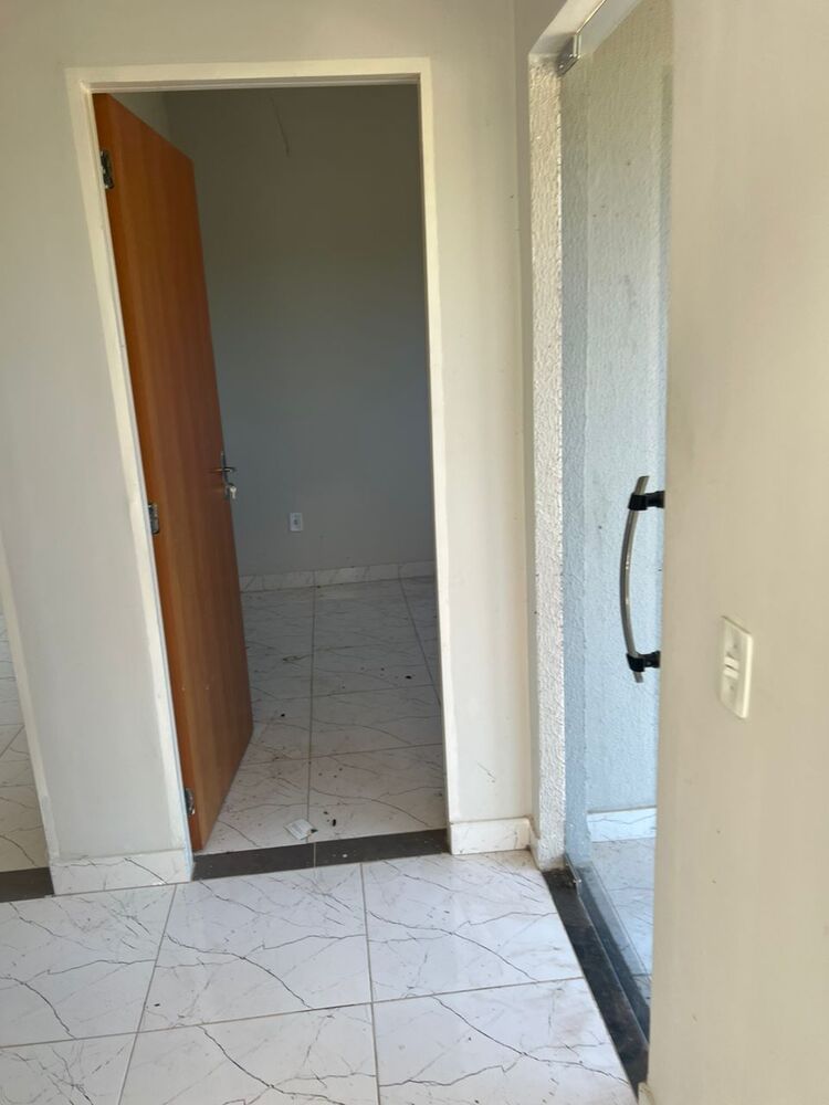 Casa à venda com 2 quartos, 49m² - Foto 8