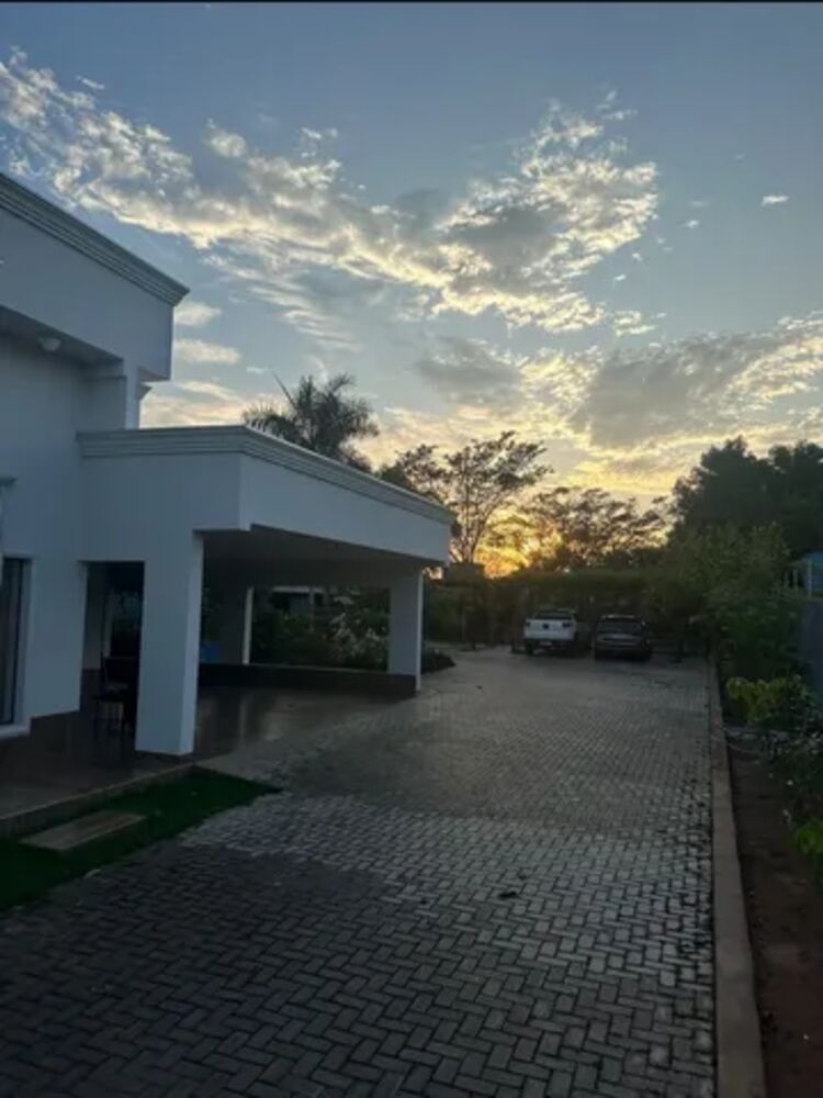Chácara à venda com 4 quartos, 250m² - Foto 43