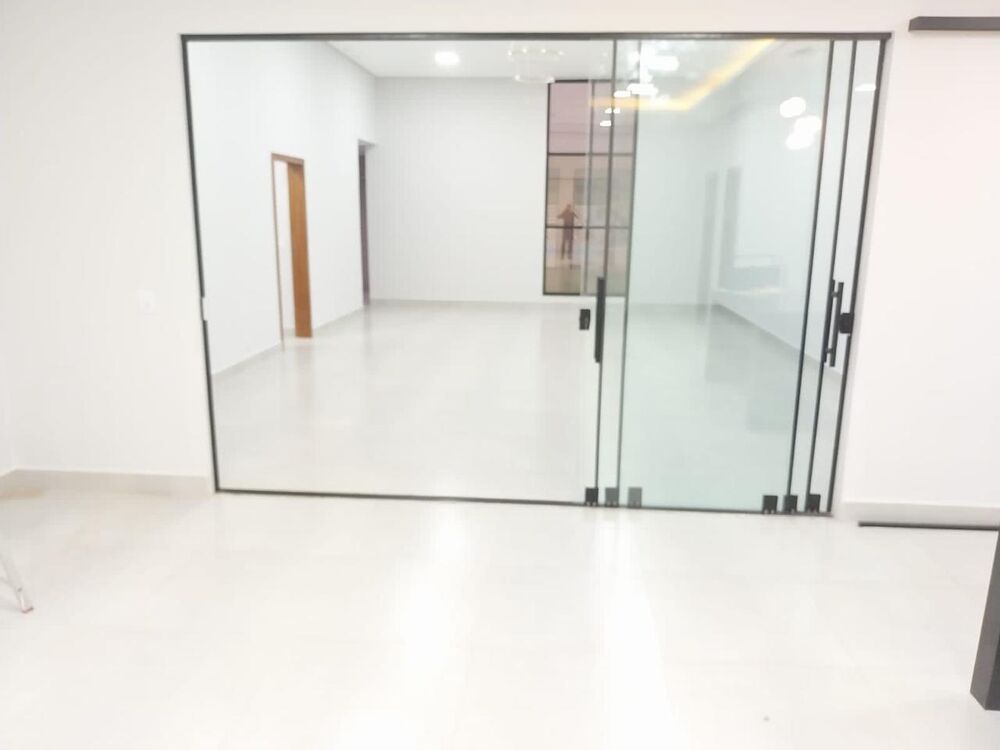 Casa à venda com 3 quartos, 220m² - Foto 3