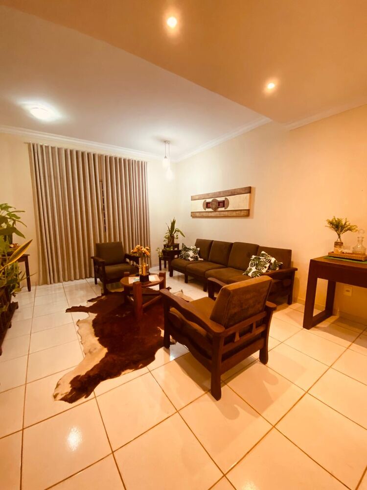 Casa à venda com 3 quartos, 347m² - Foto 3
