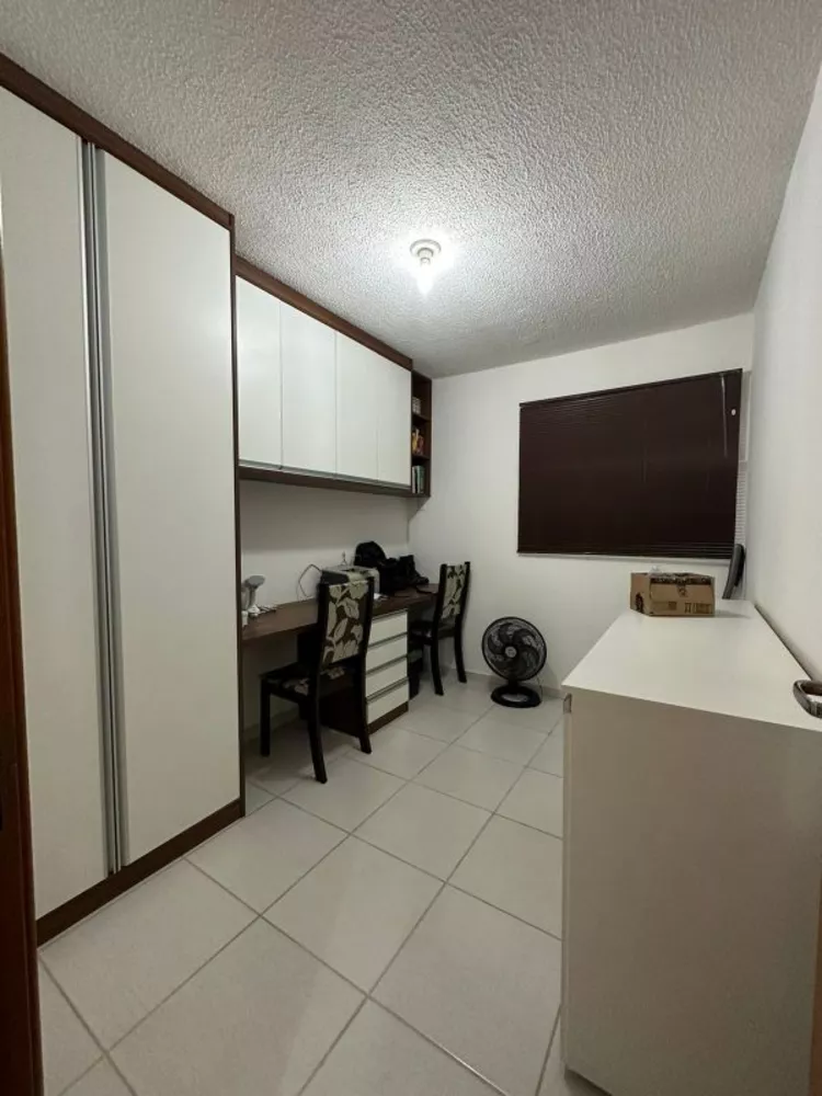 Apartamento à venda com 3 quartos, 70m² - Foto 4