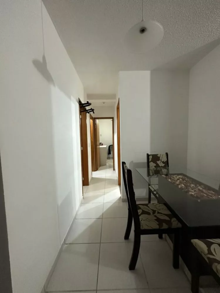 Apartamento à venda com 3 quartos, 70m² - Foto 2