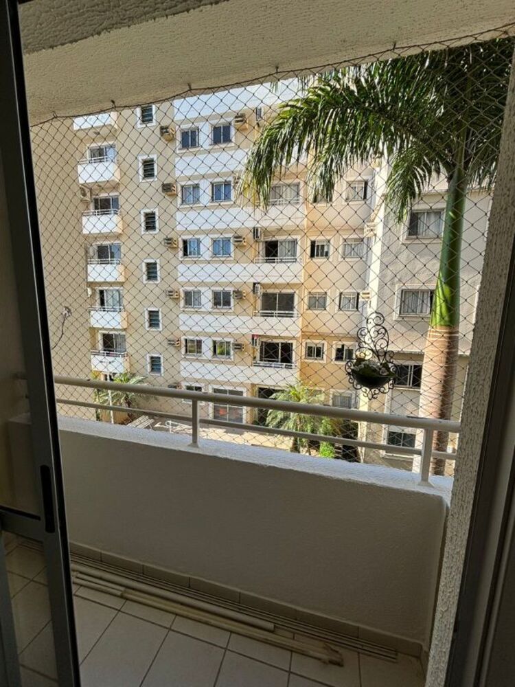 Apartamento à venda com 3 quartos, 77m² - Foto 1