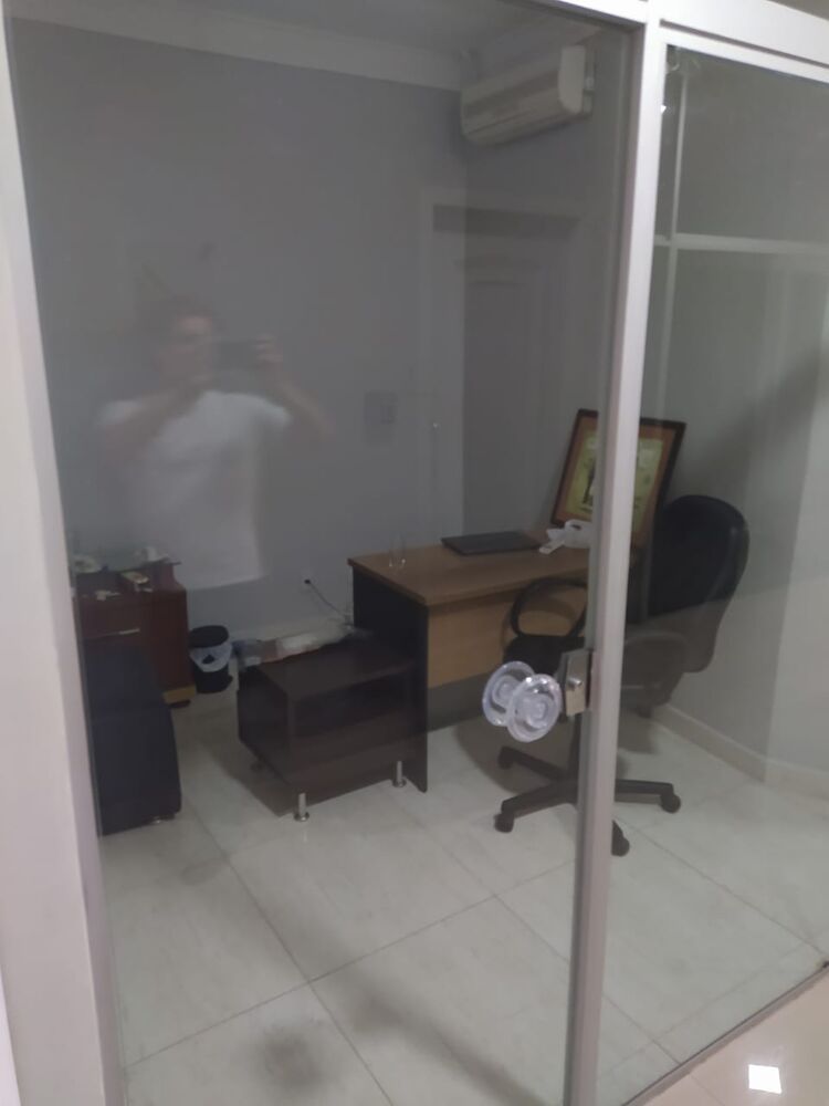 Conjunto Comercial-Sala para alugar com 1 quarto, 22m² - Foto 2