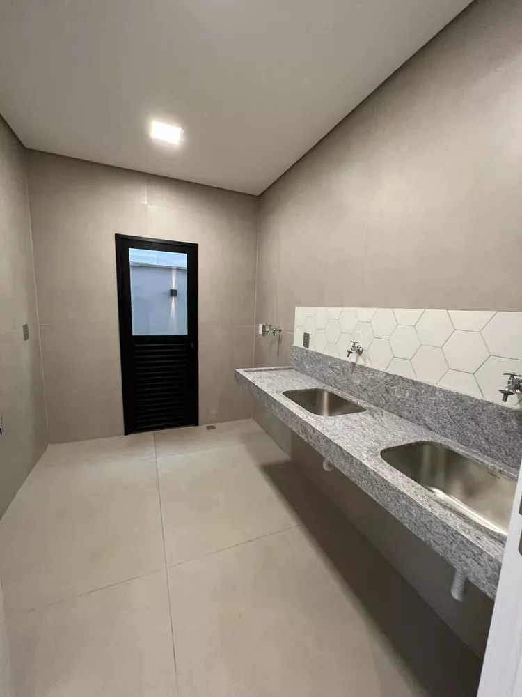 Casa de Condomínio à venda com 4 quartos, 344m² - Foto 4