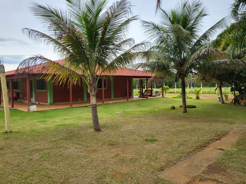 Chácara à venda com 2 quartos, 300m² - Foto 3