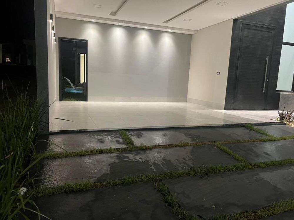 Casa de Condomínio à venda com 3 quartos, 163m² - Foto 1