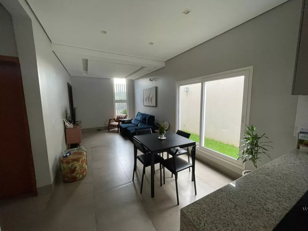 Casa à venda com 2 quartos, 114m² - Foto 6