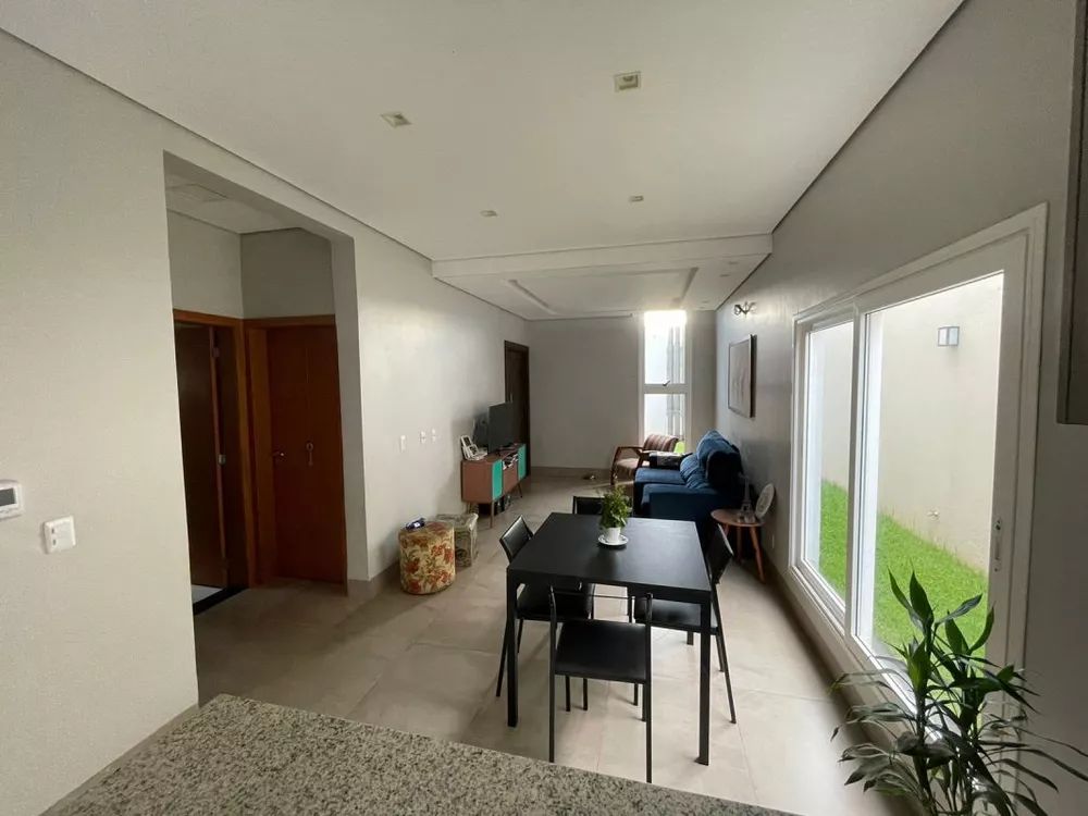 Casa à venda com 2 quartos, 114m² - Foto 7