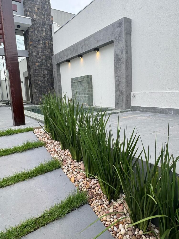 Casa à venda com 3 quartos, 135m² - Foto 1