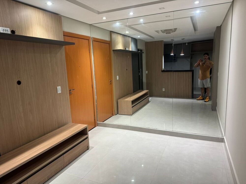 Apartamento à venda com 2 quartos, 62m² - Foto 1