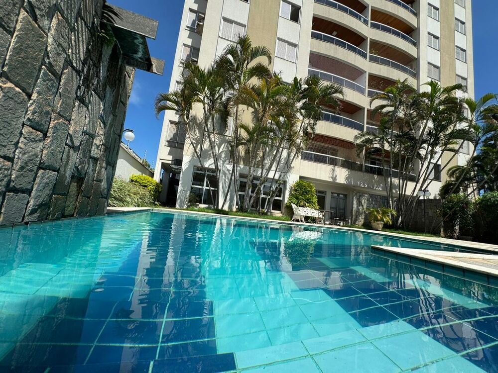 Apartamento à venda com 4 quartos, 359m² - Foto 2