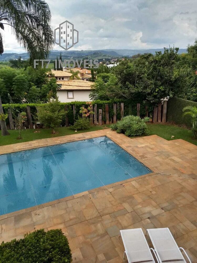 Casa à venda com 4 quartos, 562m² - Foto 4
