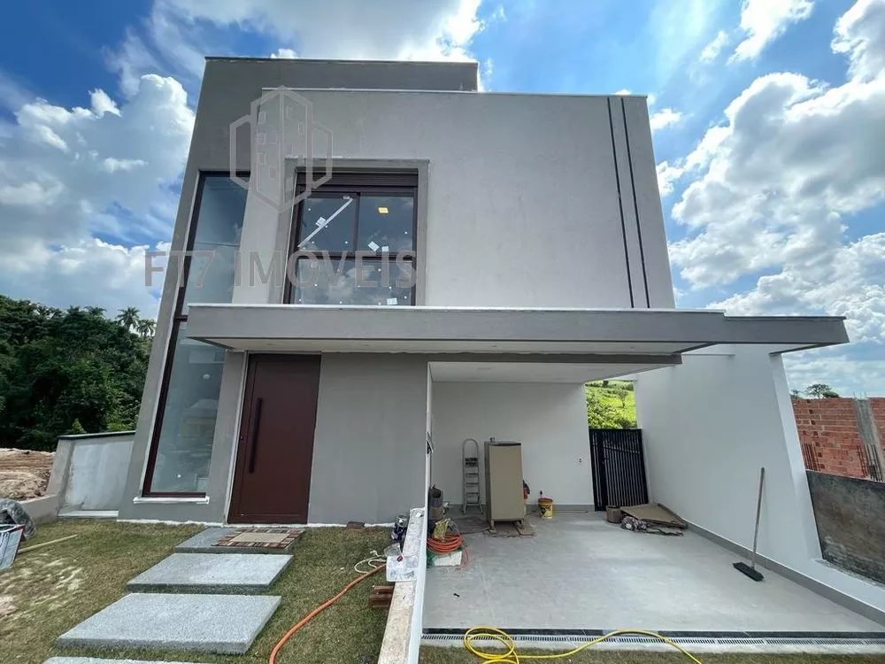 Sobrado à venda com 3 quartos, 160m² - Foto 2