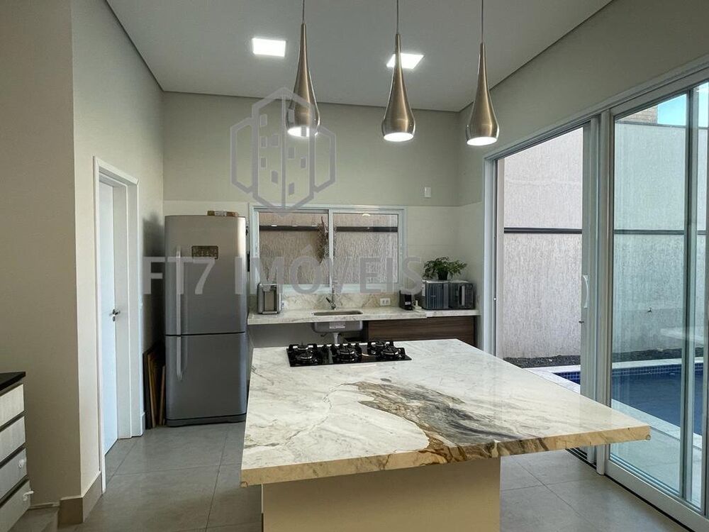 Sobrado à venda com 3 quartos, 212m² - Foto 2