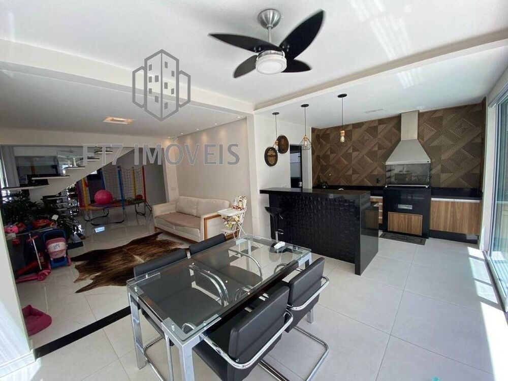 Casa à venda com 4 quartos, 325m² - Foto 4