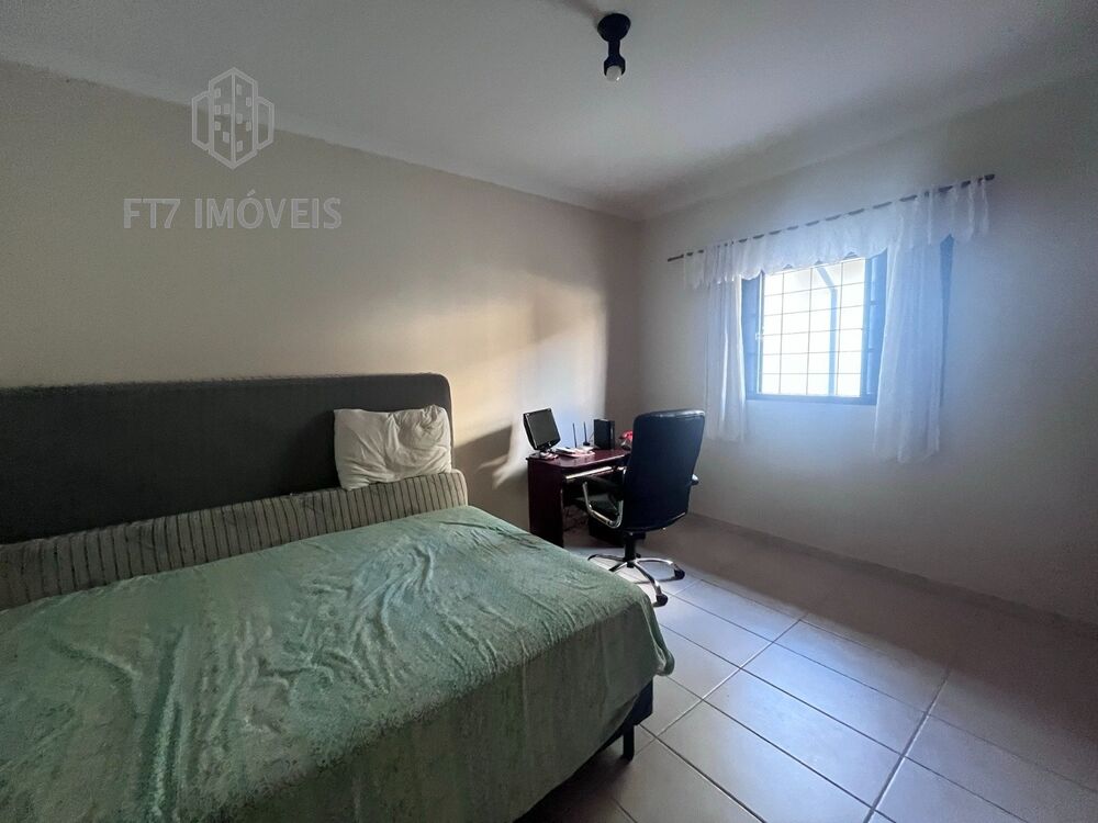 Casa, 3 quartos, 181 m² - Foto 4