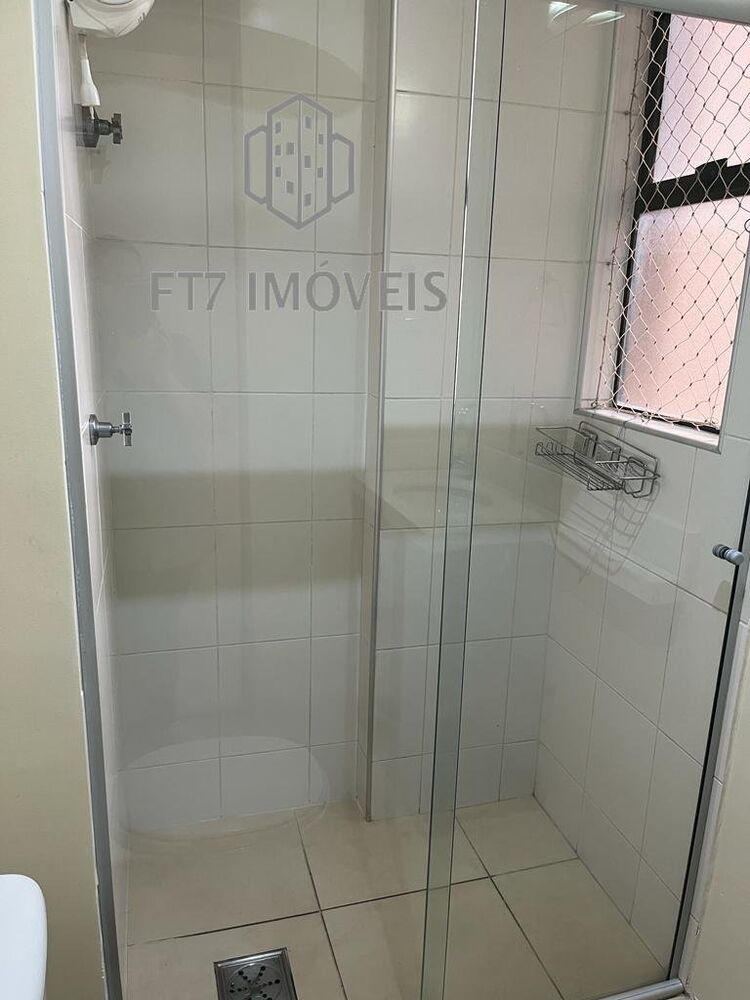 Apartamento à venda com 2 quartos, 69m² - Foto 4