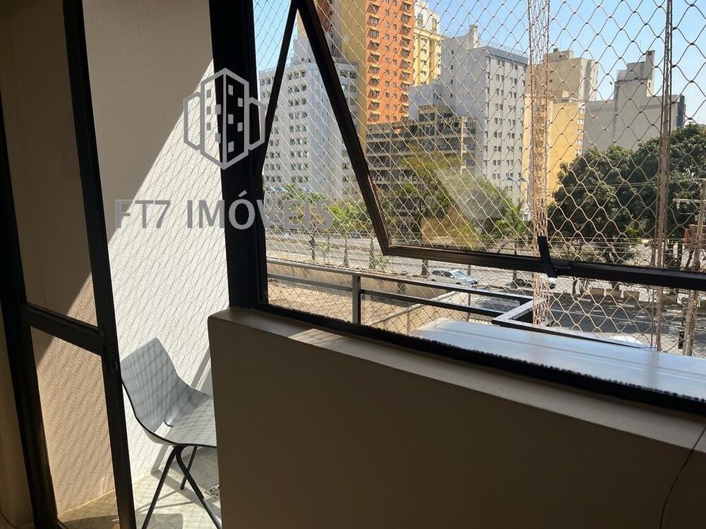 Apartamento à venda com 2 quartos, 69m² - Foto 2