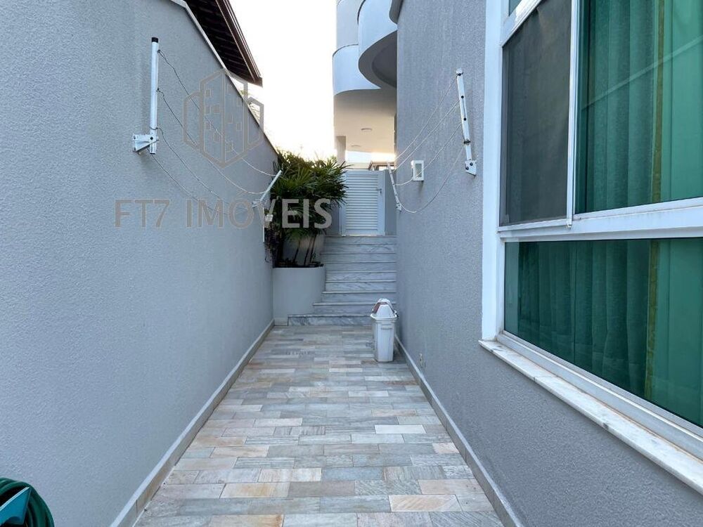 Casa, 3 quartos, 327 m² - Foto 40