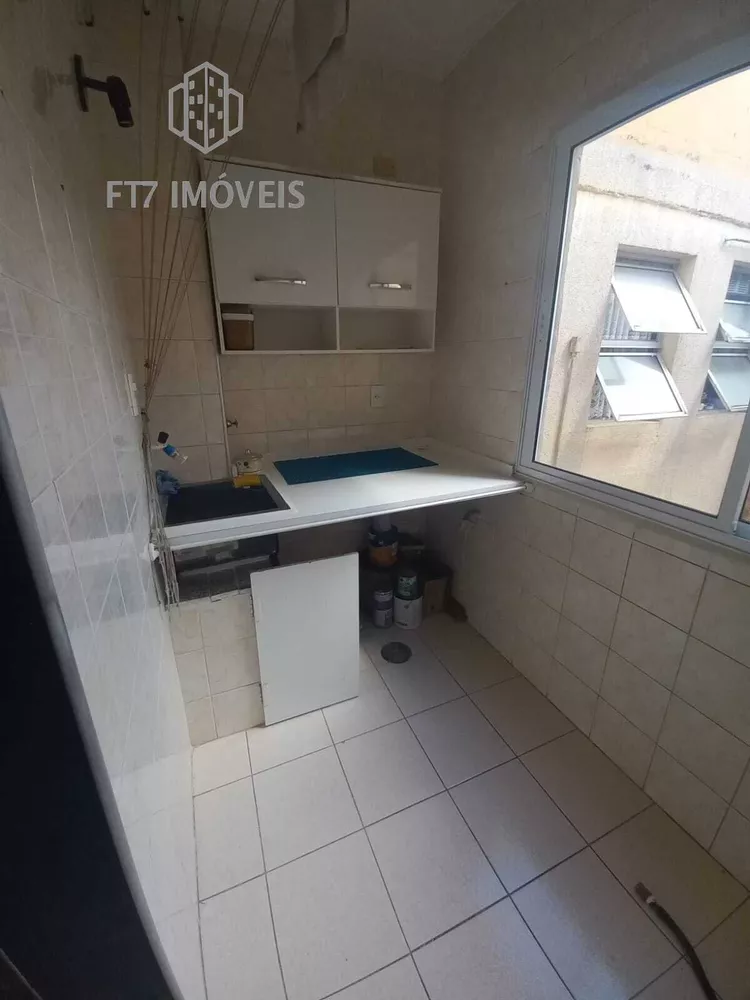 Apartamento à venda com 3 quartos, 95m² - Foto 4